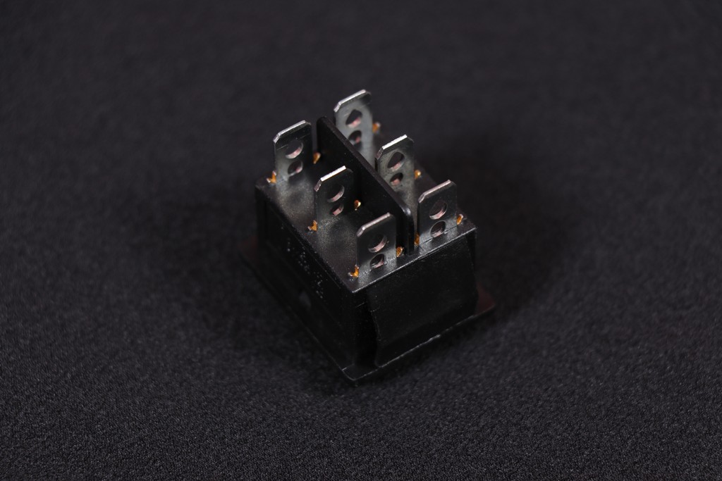 DPDT on-off-on Rocker Switch - Image 2
