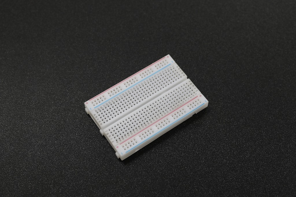 400-Point Mini Solderless Bread Board With Color Bar - Image 2