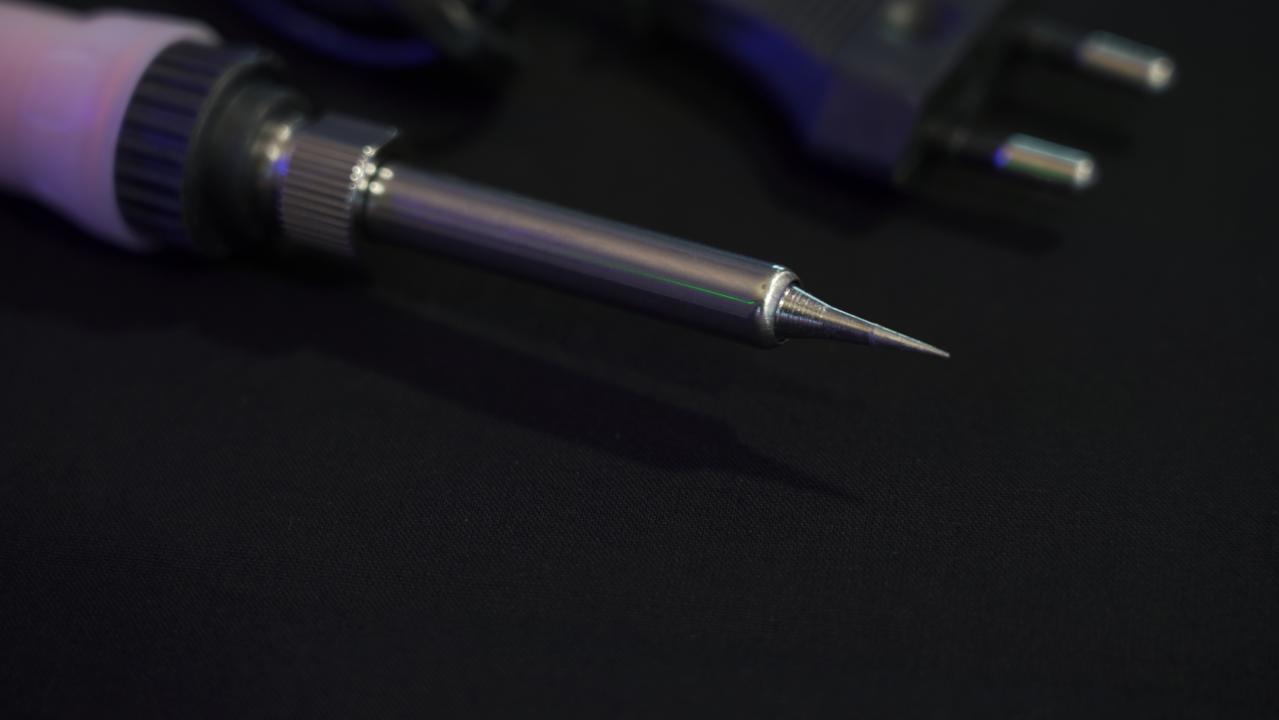 SOLDERING IRON 17W- KOOCU V900 - Image 3